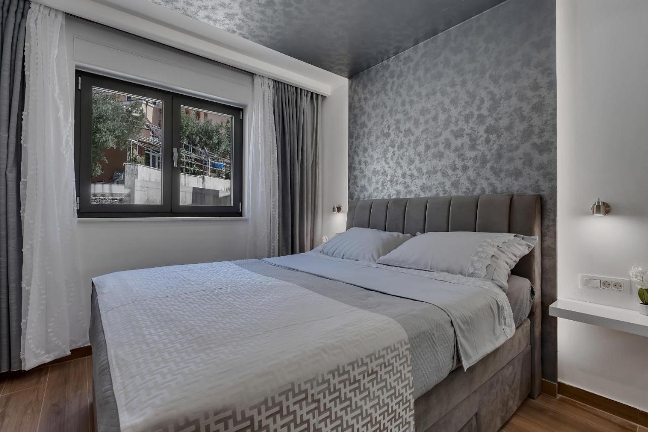 Luxury Promajna Beach Apartment Luaran gambar