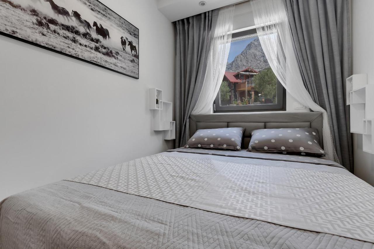 Luxury Promajna Beach Apartment Luaran gambar