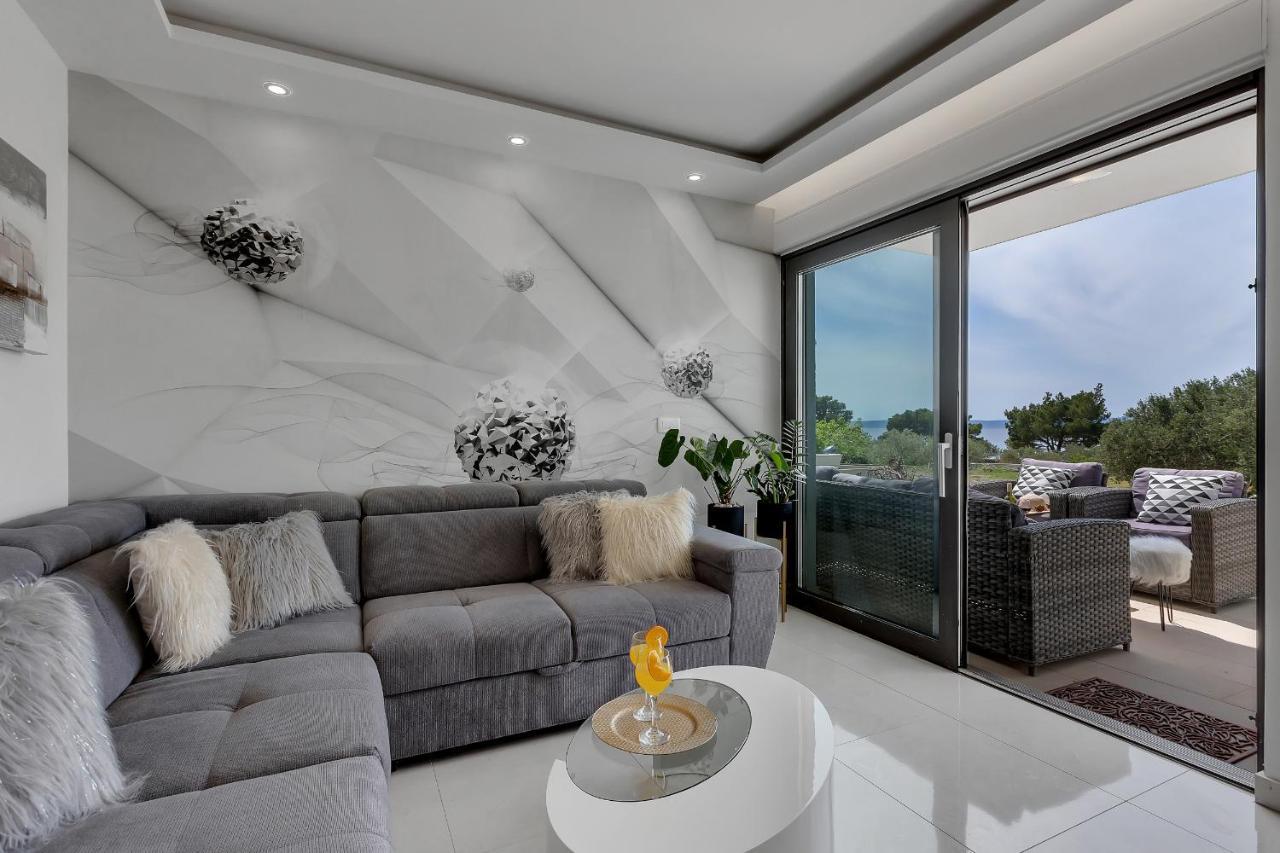 Luxury Promajna Beach Apartment Luaran gambar